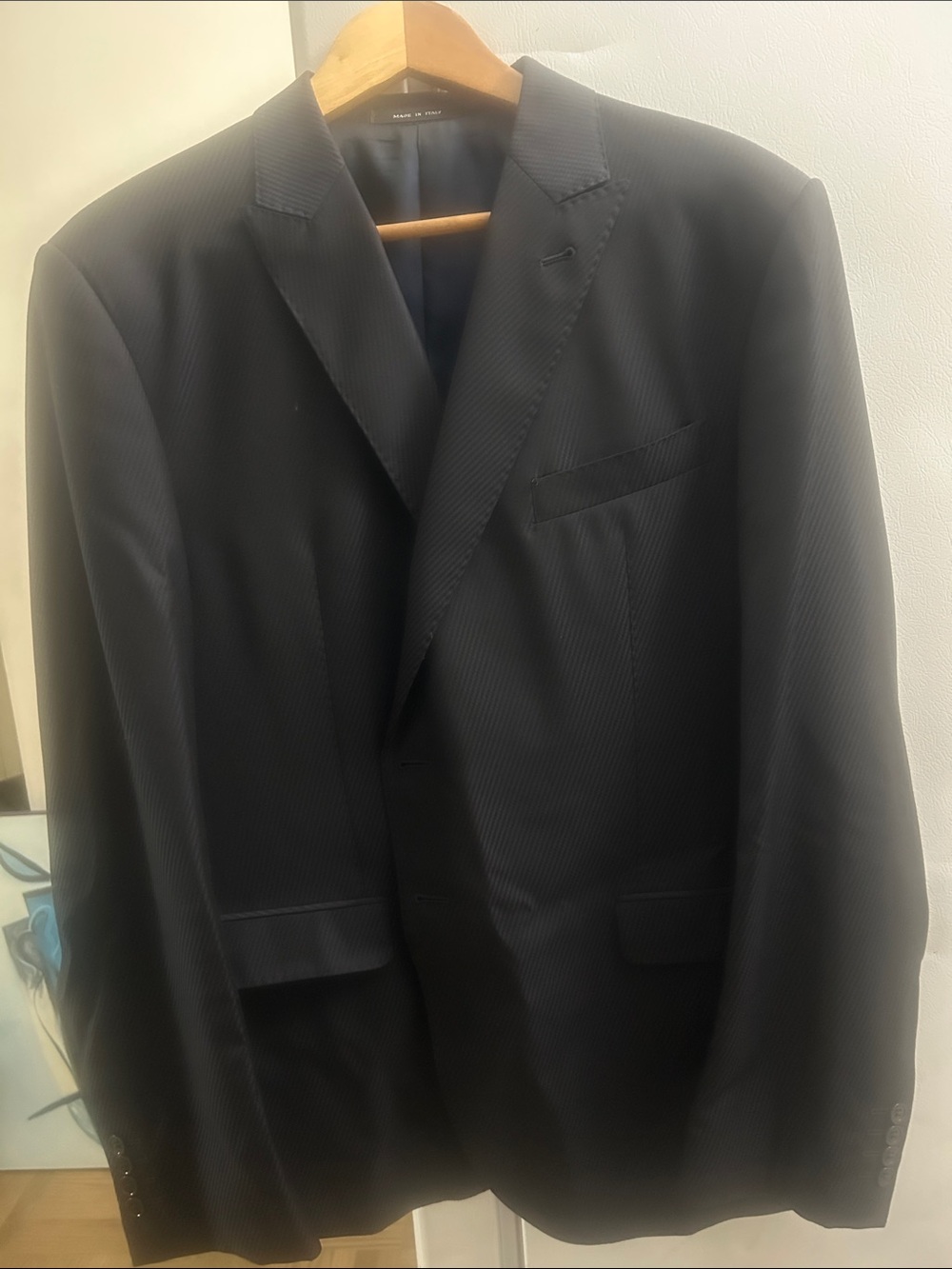 Classic Men's Dark Navy  Pinstripe Suit Jacket. Italian size 58